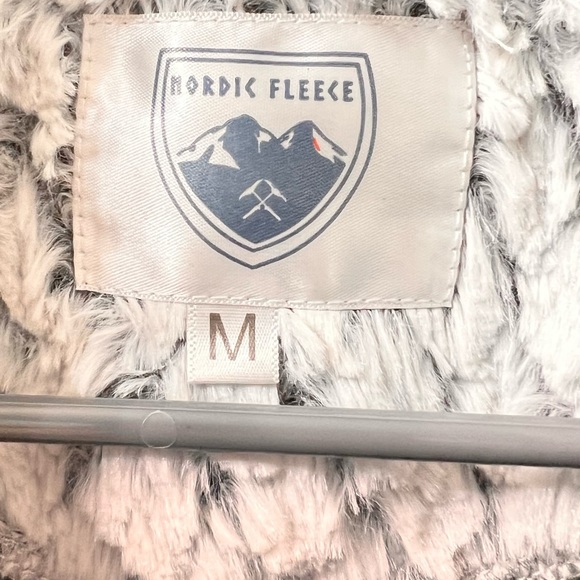 Nordic Fleece White and Grey Medium - Picture 3 of 7